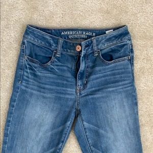 American Eagle Hi-Rise Jegging